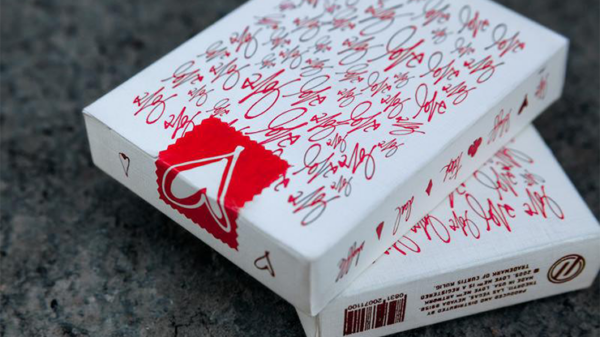 Love Me Playing Cards by theory11 - Image 3