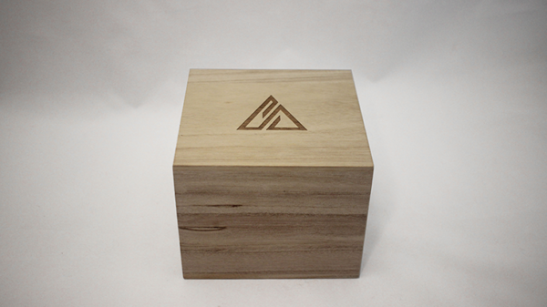 Odyssey Genesys Collector's Box by Sergio Roca - Image 3