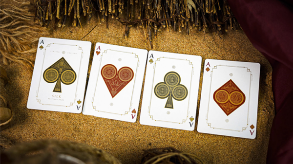 The Silk Classic Boxset Playing Cards - Image 4