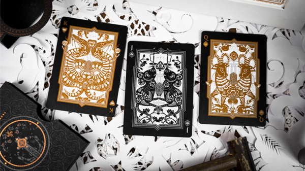 The Four Seasons White Boxset Playing Cards - Image 5