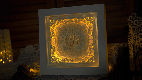 The Four Seasons White Boxset Playing Cards - Image 6