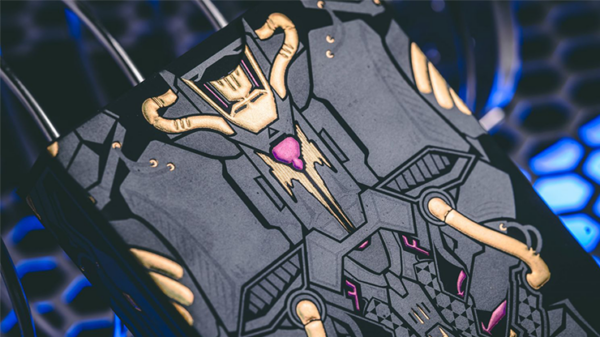 Knights on Debris (Empire) Playing Cards by KINGSTAR - Image 3