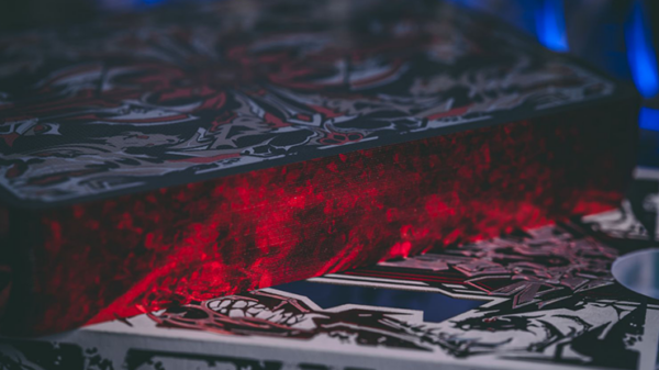 Knights on Debris (STAR OATH'S COLLECTOR'S SET) Playing Cards by KINGSTAR - Image 3